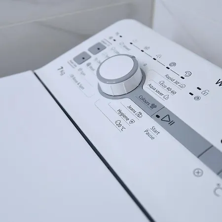 Cozy Maza With Heated Swimming Pool דירה