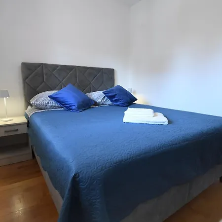 Cozy Maza With Heated Swimming Pool * Zára